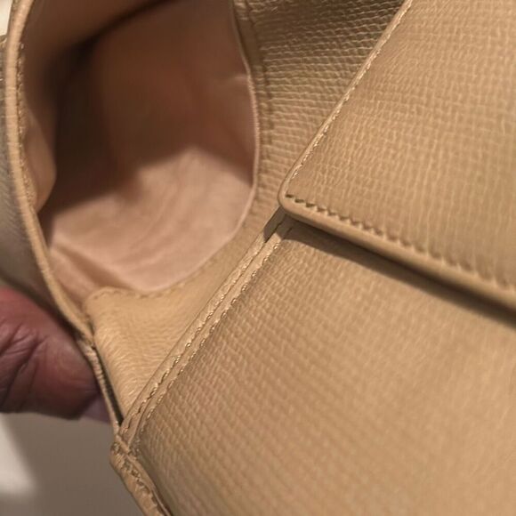 Chanel Bifold Compact Cardholder Wallet Beige Leather Luxury Minimalist CC Logo - Picture 11 of 15